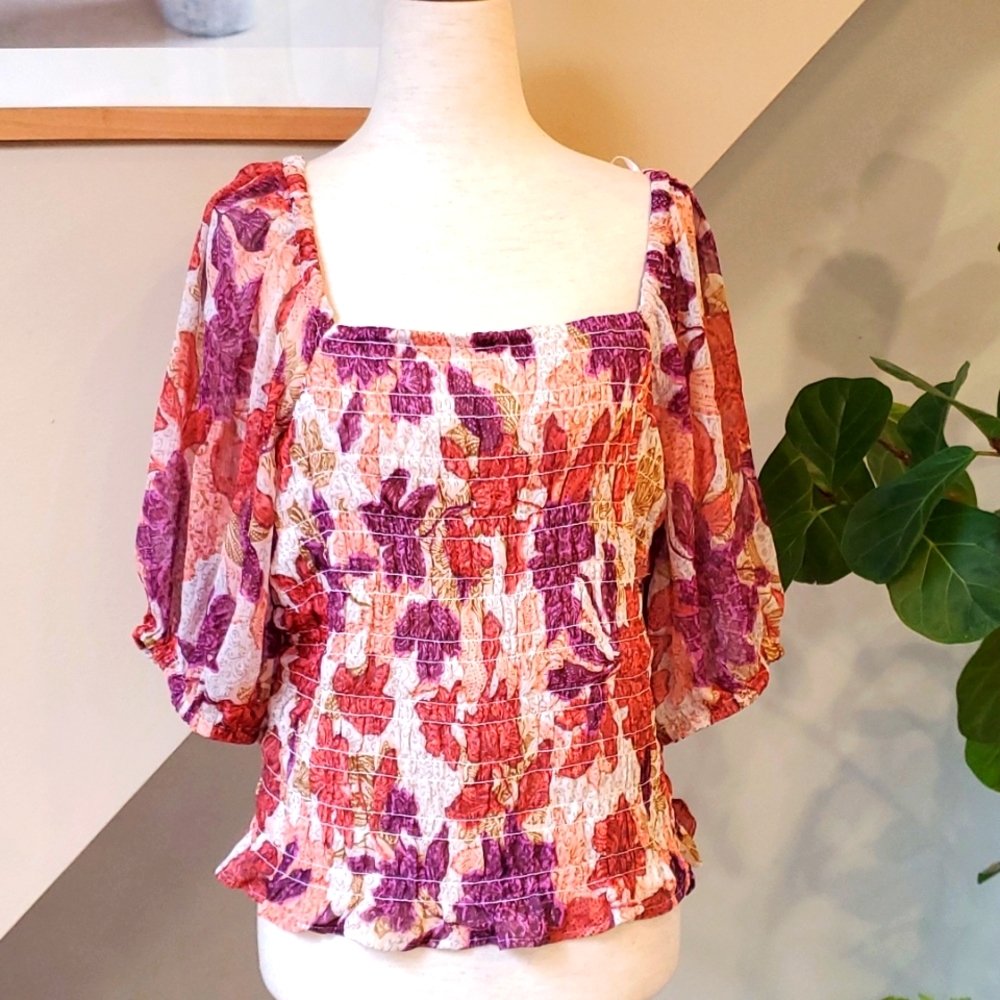 NWT Old Navy Fitted Puff Sleeve Smocked Top Size L